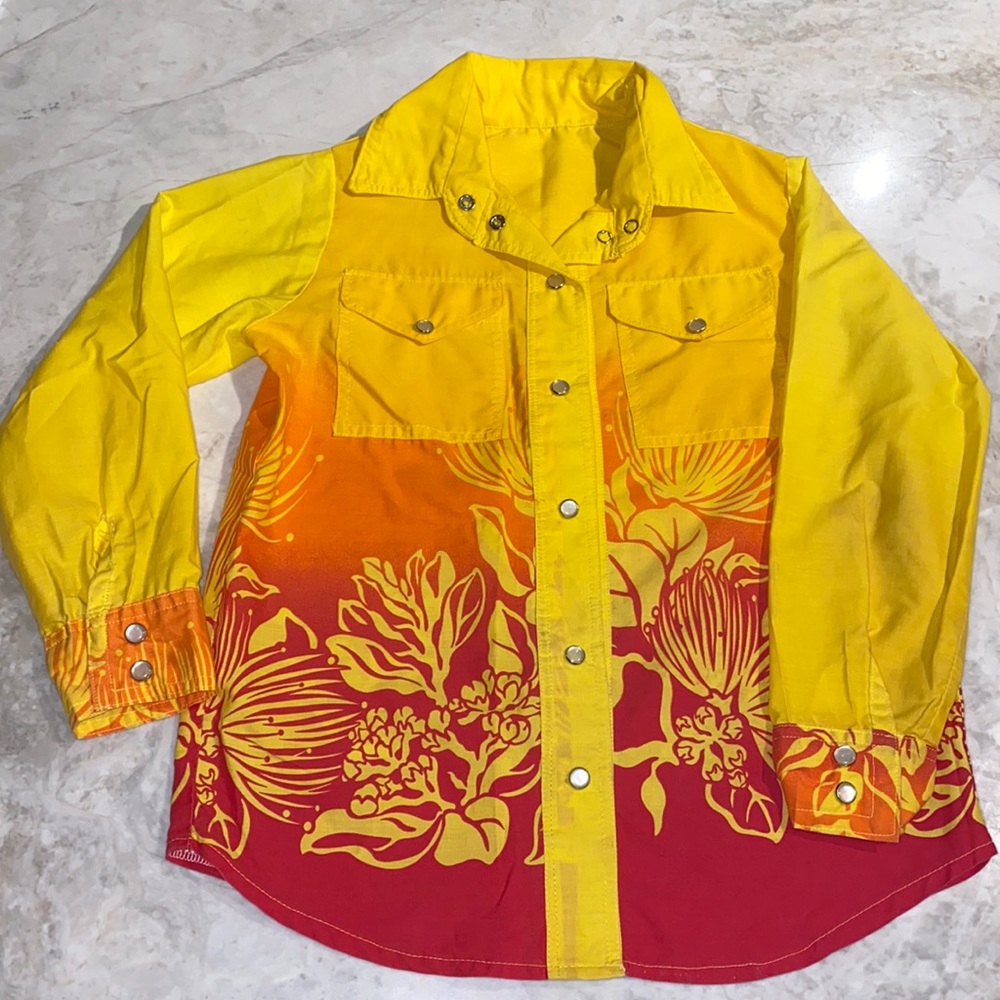 Hawaiian print kids shirt